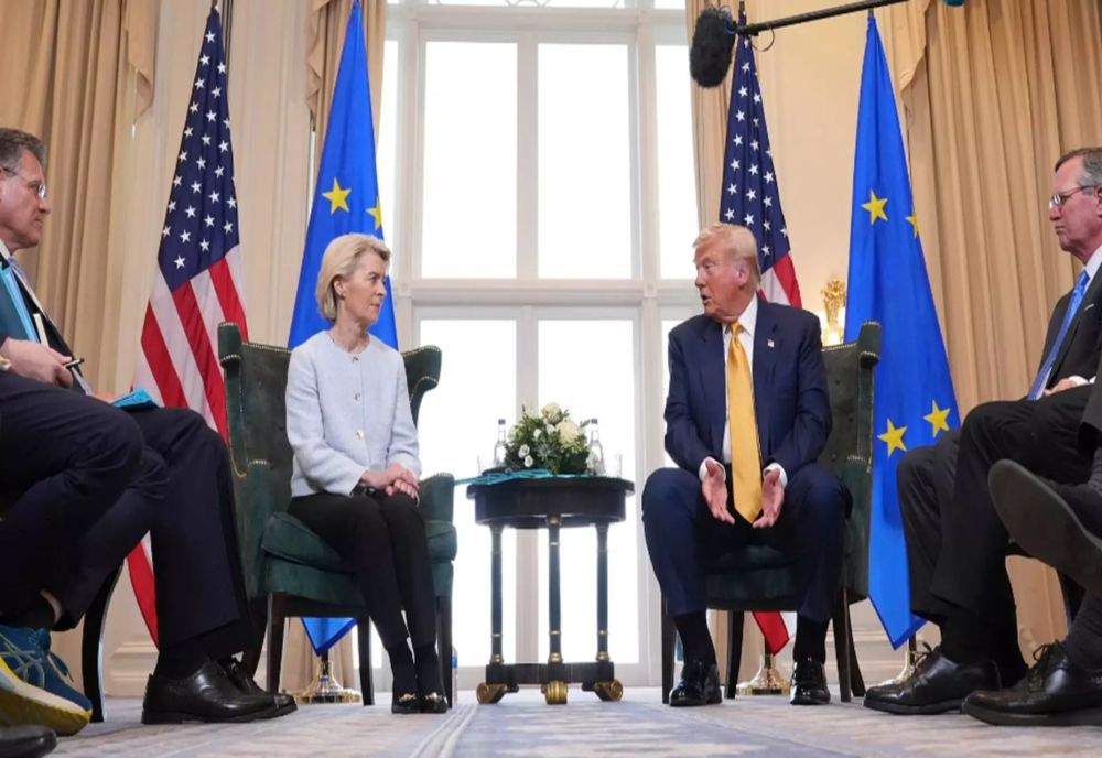 DONALD TRUMP ȘI URSULA VON DER LEYEN AU CONVENIT UN ACORD COMERCIAL ÎNTRE UE ȘI SUA  