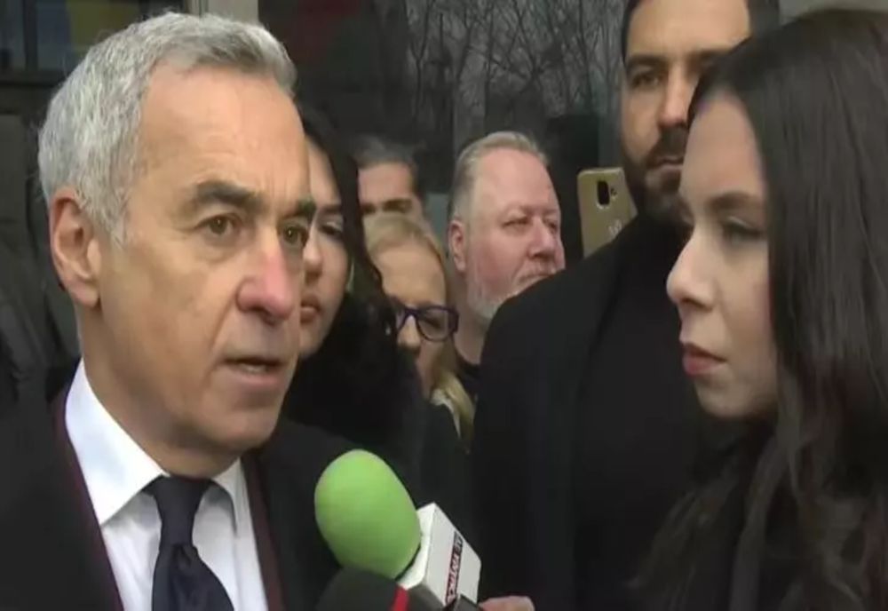 Călin Georgescu, mesaj crucial pentru popor, la ieșirea din Tribunal: „Vina mea este că exist alături de poporul român. Slujiți poporul român din care v-ați născut, nu partidul”